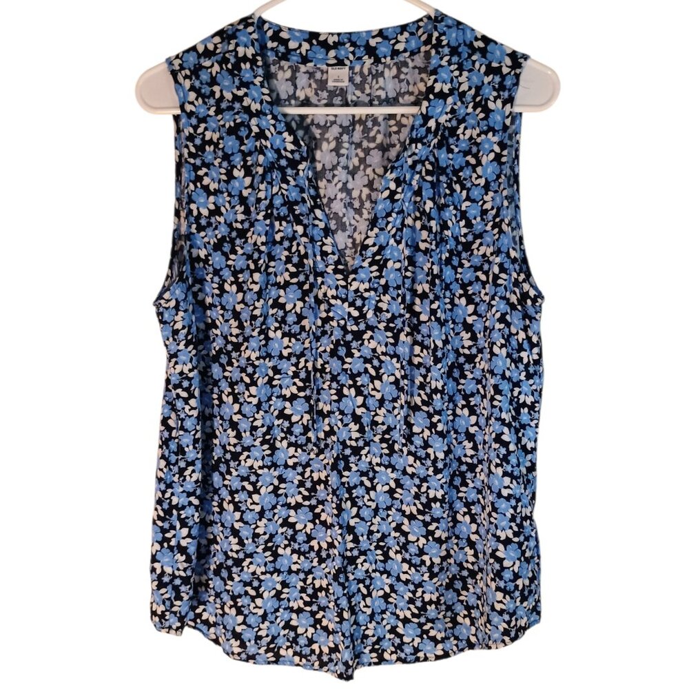 Old navy flowy top, Old navy blouse, summer top, loose fit blouse, top, blouse.